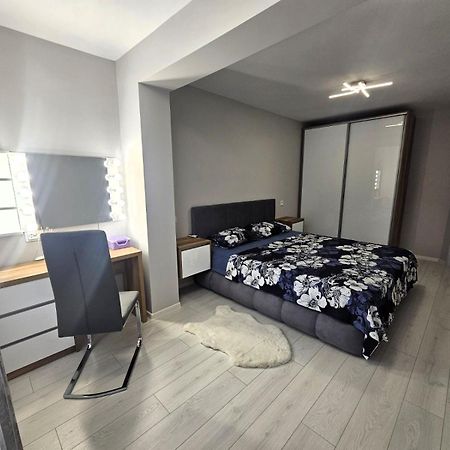 Apartment Bohemi With Free Parking Burgas Exterior photo