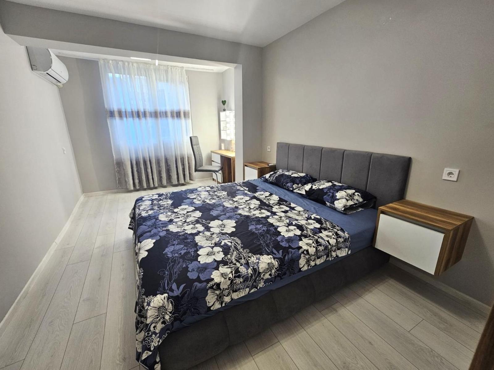 Apartment Bohemi With Free Parking Burgas Exterior photo
